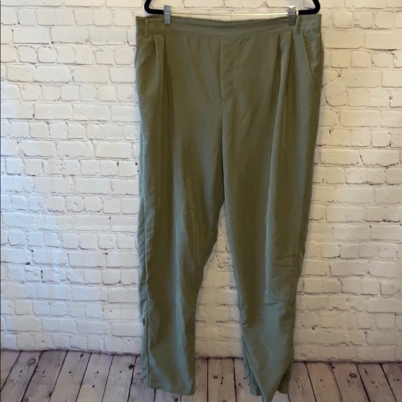 Kenneth Cole Pants - Kenneth Cole sage green Modal elastic back pant XL